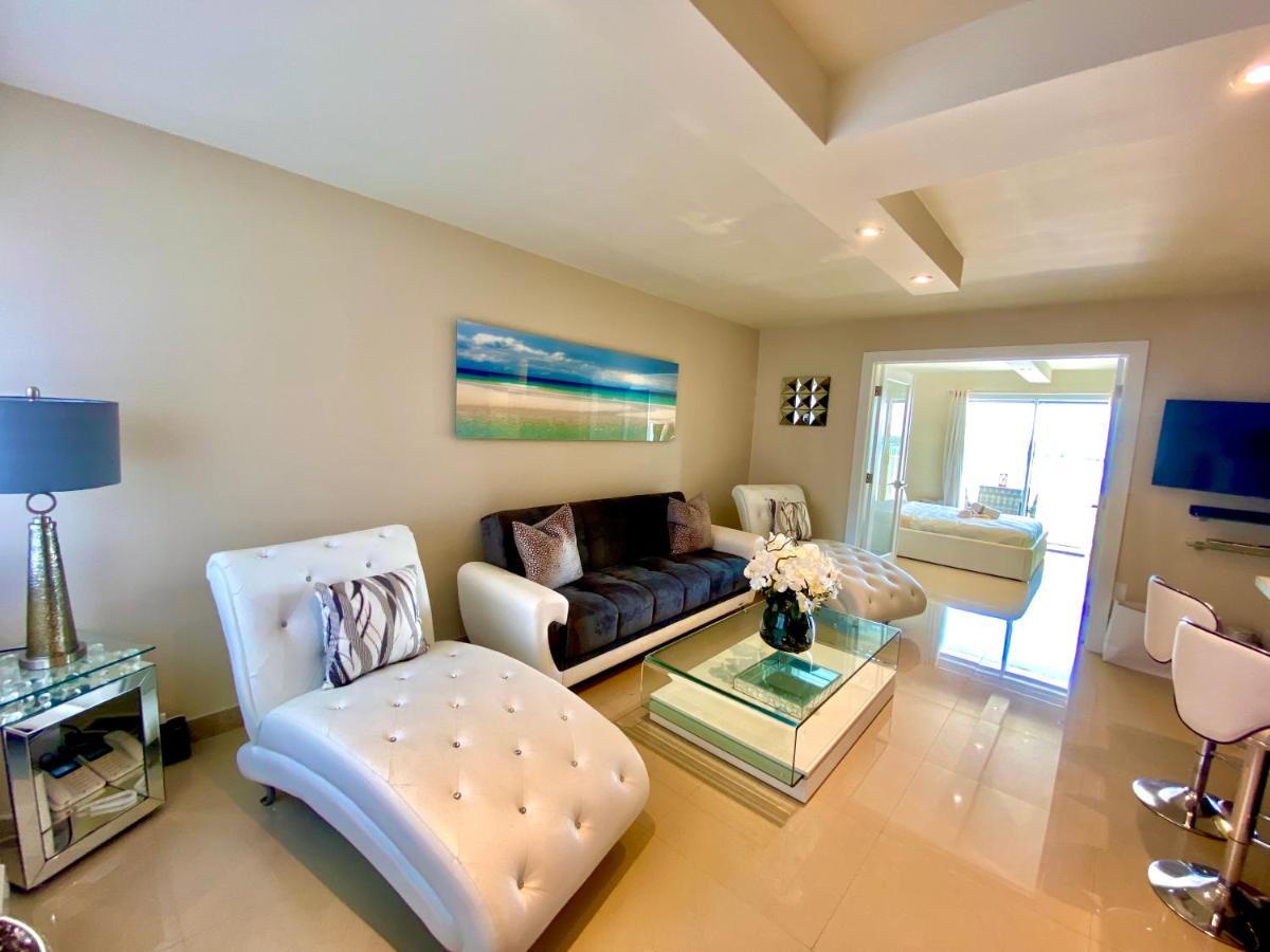 Premium Modern Waterfront Apartment With Miami Skyline View On The Bay 5 Mins Drive To Miami Beach With Free Parking Exteriör bild
